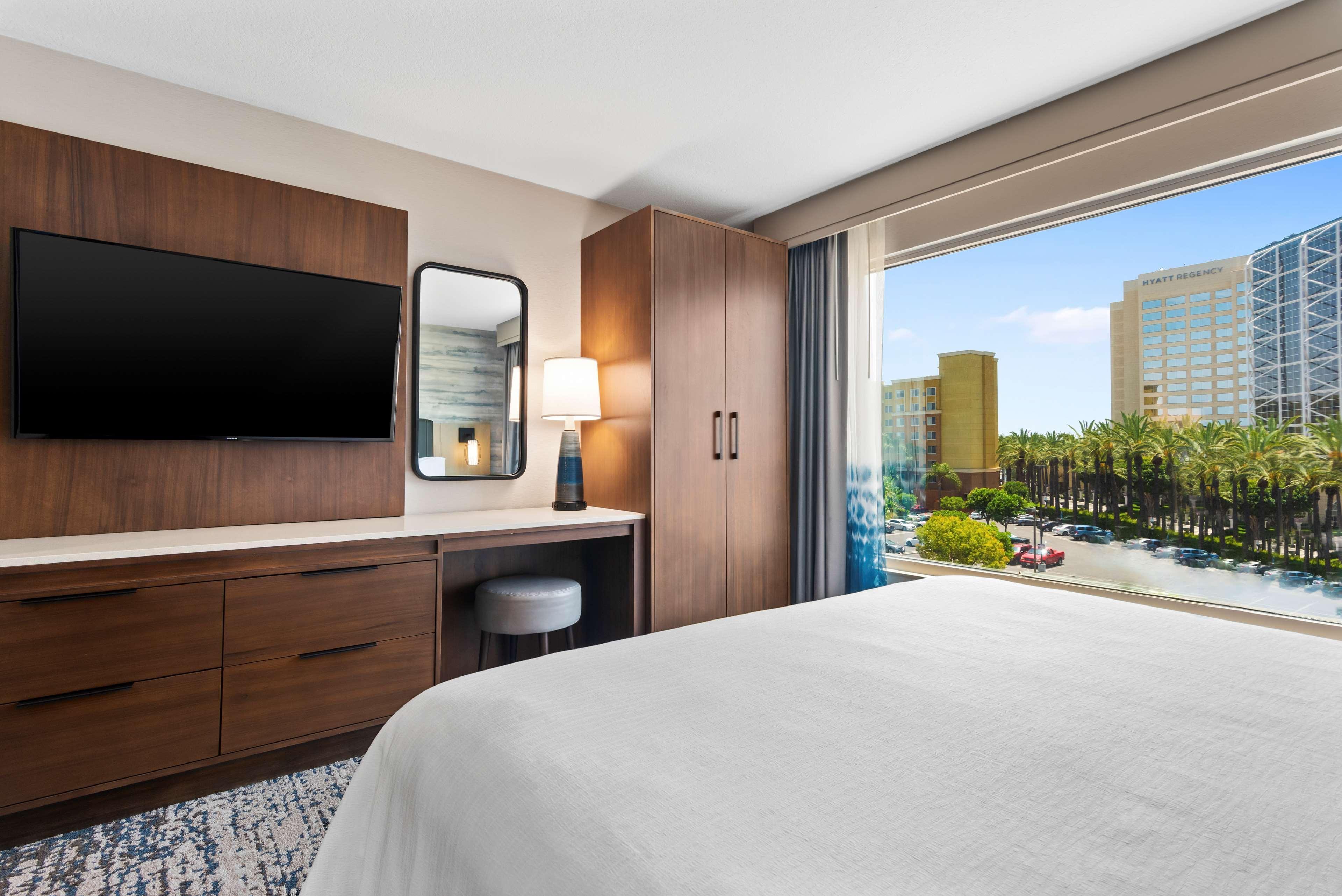 Embassy Suites By Hilton Anaheim South Garden Grove Exterior foto