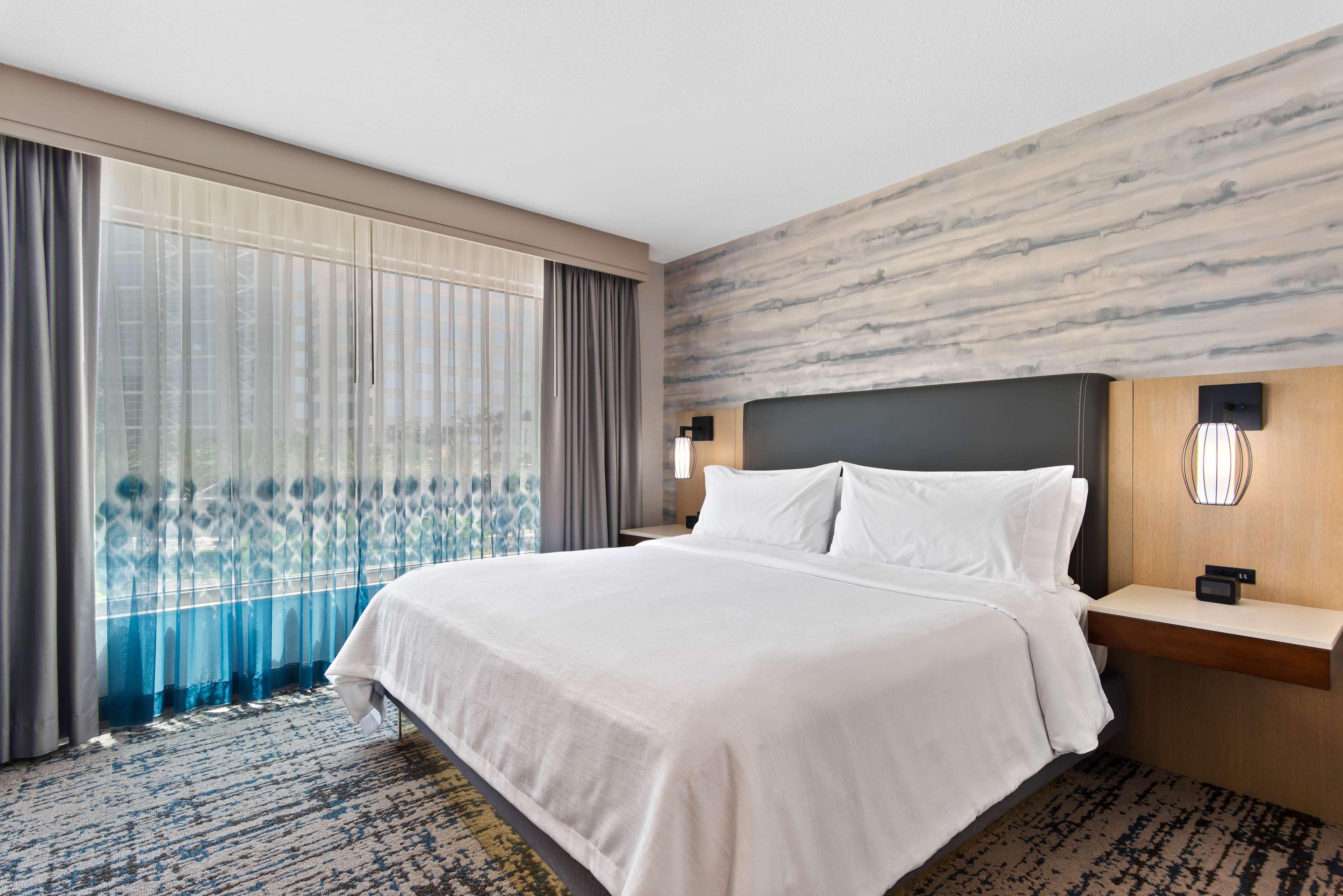 Embassy Suites By Hilton Anaheim South Garden Grove Exterior foto