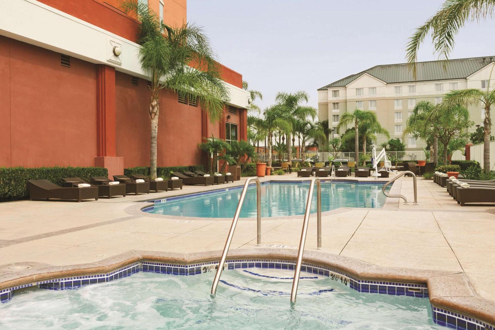 Embassy Suites By Hilton Anaheim South Garden Grove Exterior foto